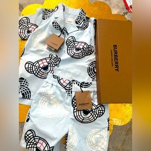 Burberry shirt & shorts 4T
